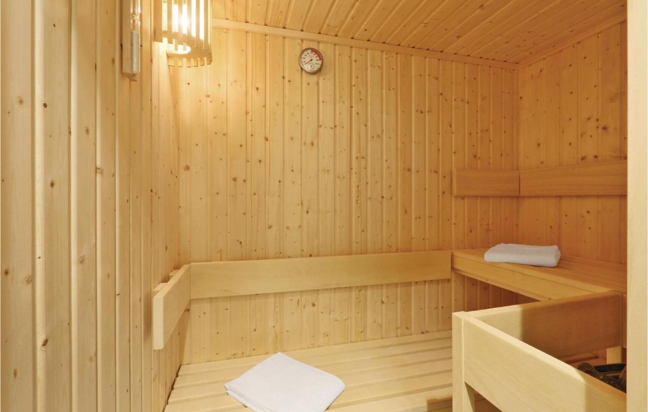 Cozy Apartment In Luebeck Travemuende With Sauna 外观 照片